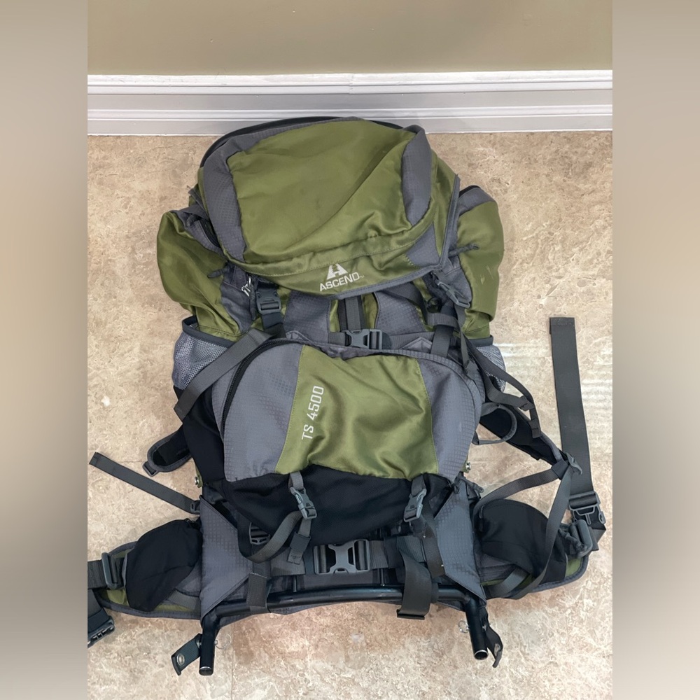 ASCEND TS4500 Trail Backpack for Hiking with Metal Frame